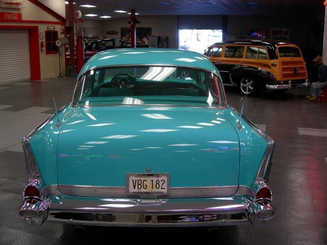 1957 Chevrolet Bel Air/150/210 Sedan
