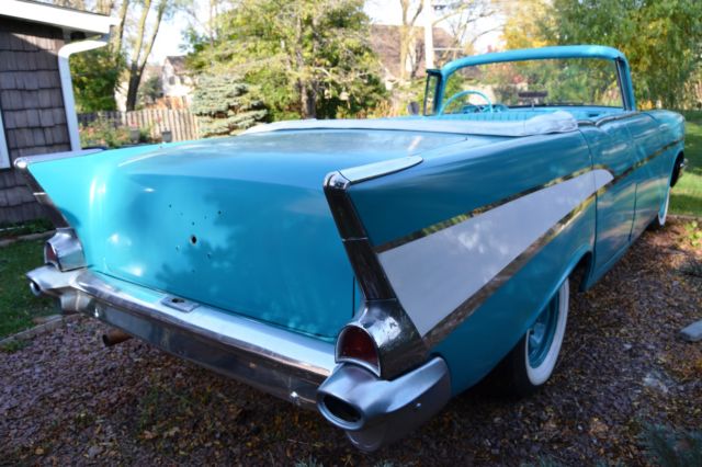 1957 Green Chevrolet Bel Air/150/210 Convertible