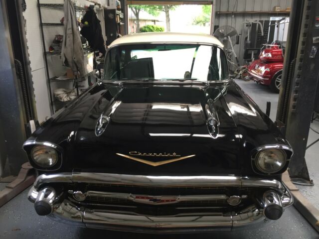 1957 Black Chevrolet Bel Air/150/210 Sedan