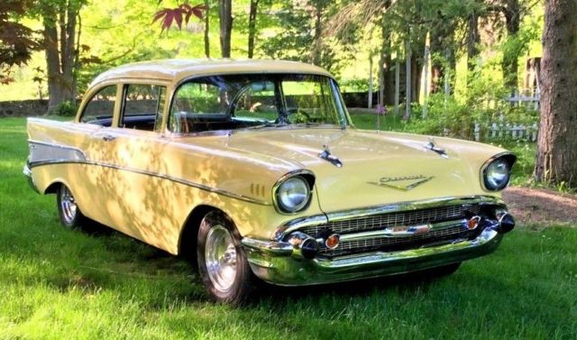 1957 Yellow Chevrolet Bel Air/150/210 Coupe