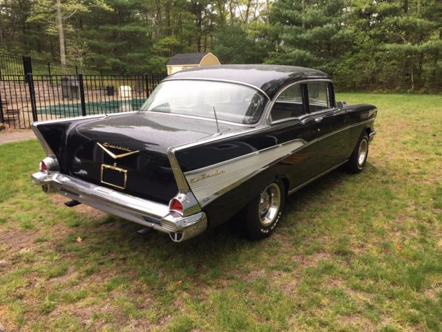 1957 Chevrolet Bel Air/150/210
