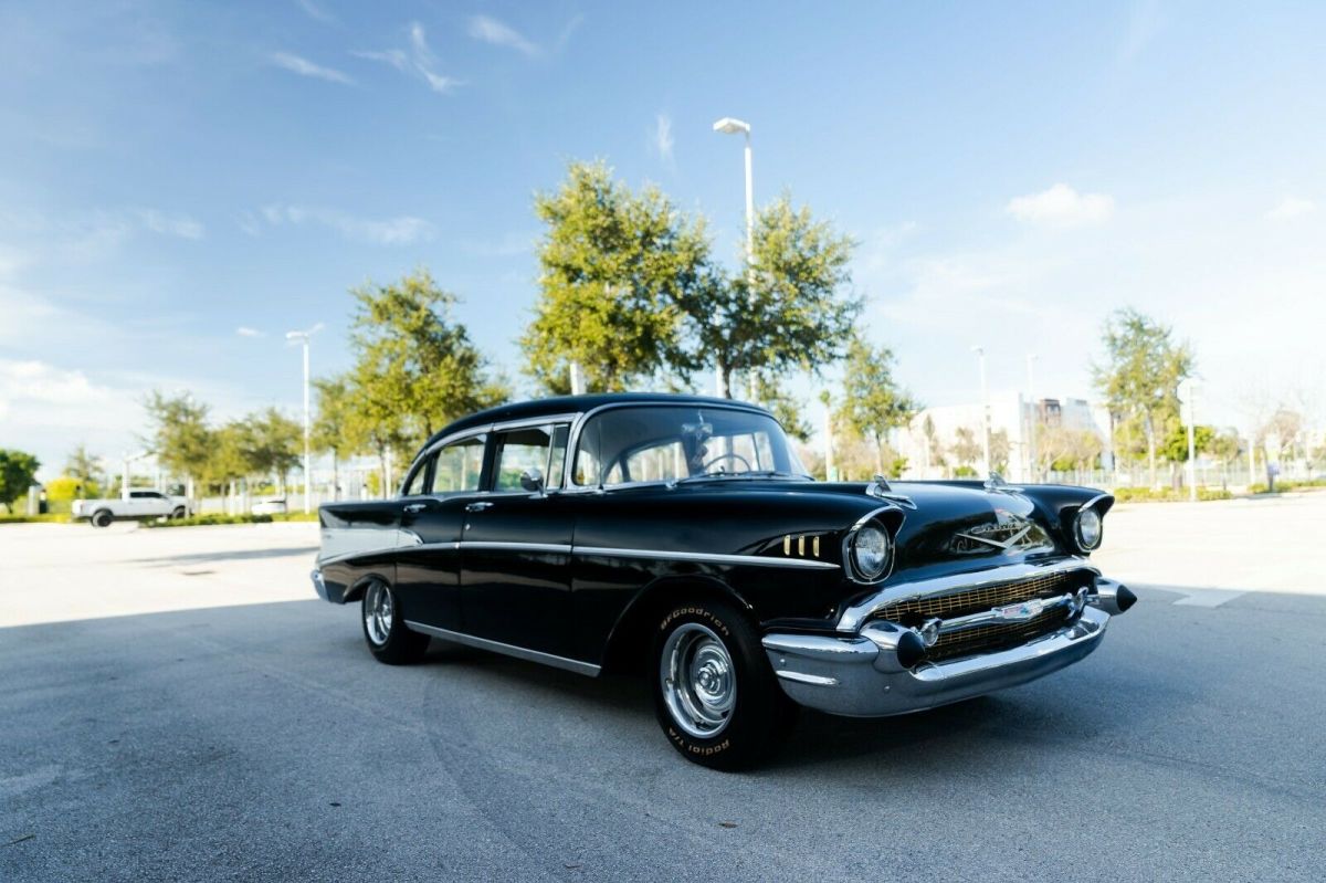 1957 Chevrolet Bel Air/150/210 Sedan