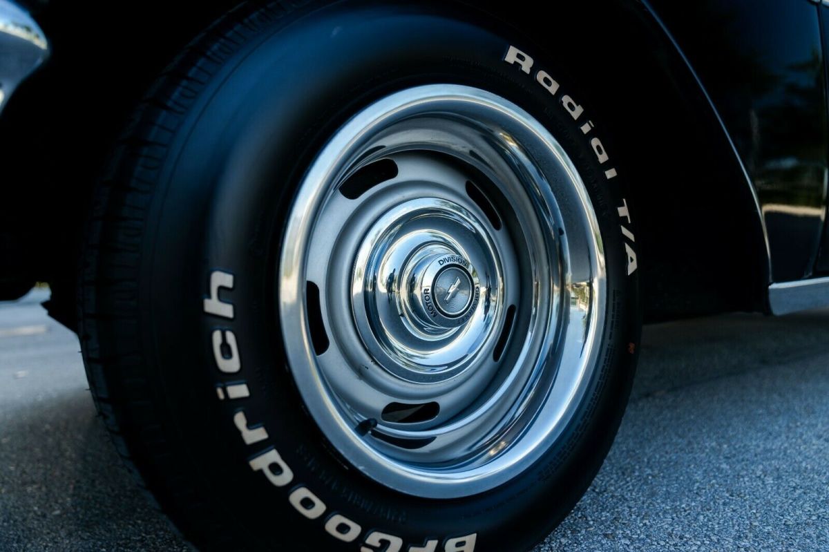 1957 Chevrolet Bel Air/150/210 Sedan