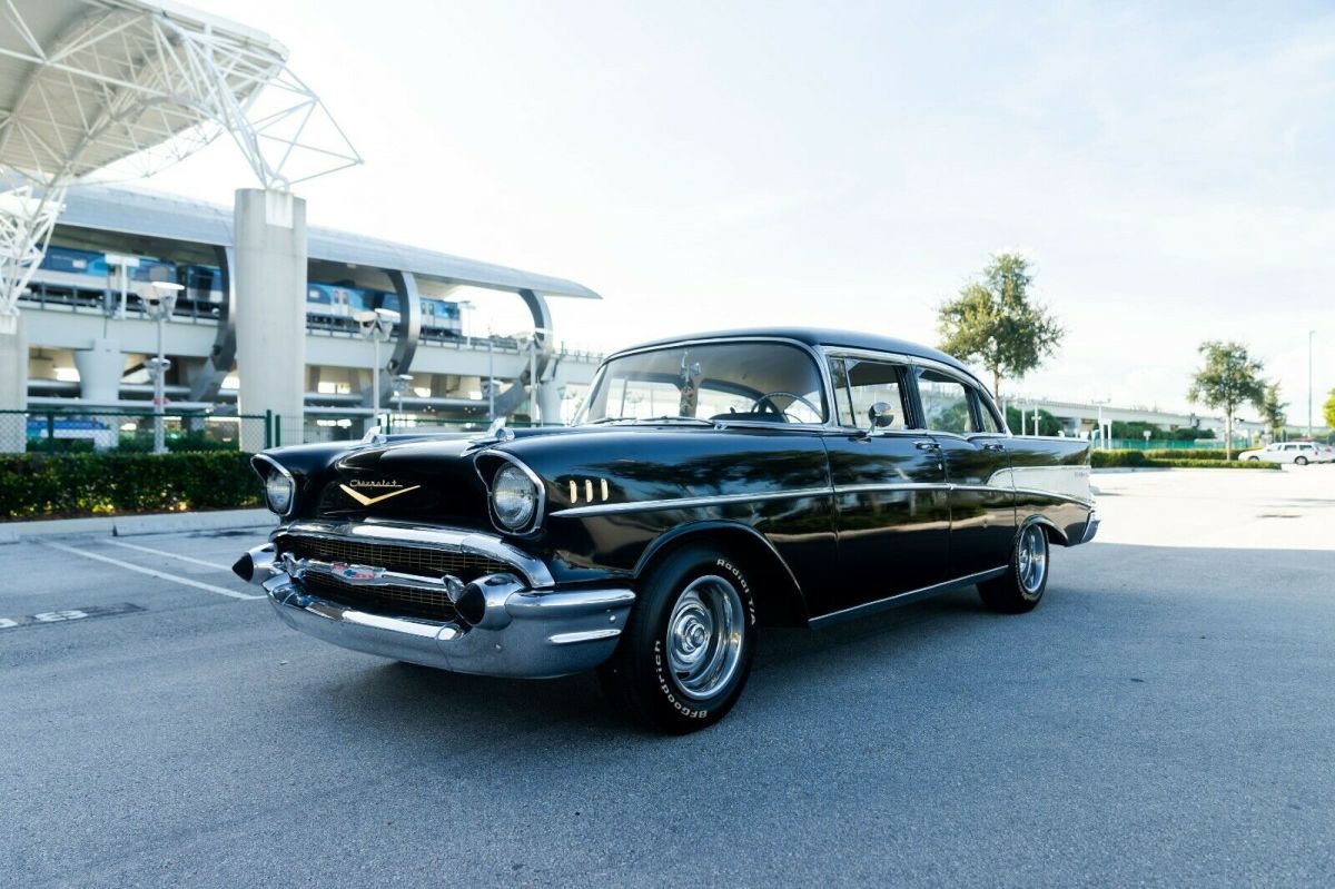1957 Chevrolet Bel Air/150/210 Sedan