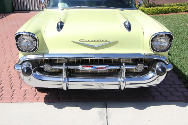 1957 Yellow Chevrolet Bel Air/150/210 Convertible