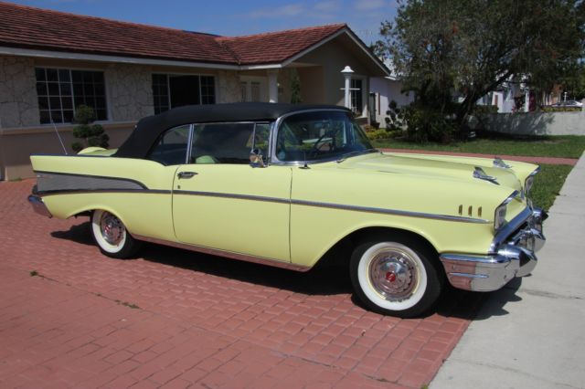 1957 Yellow Chevrolet Bel Air/150/210 Convertible