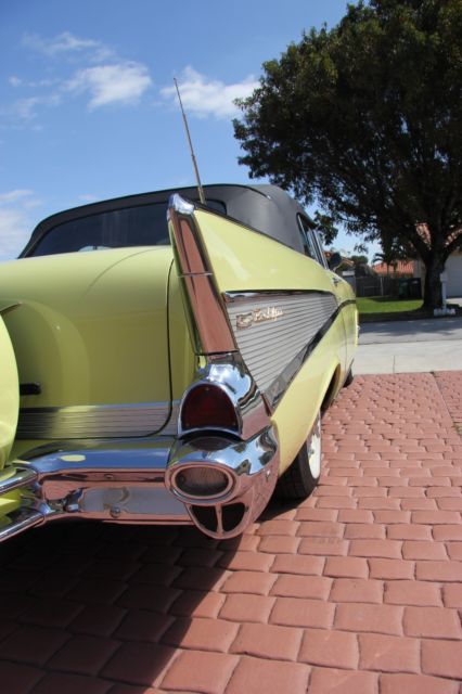 1957 Yellow Chevrolet Bel Air/150/210 Convertible