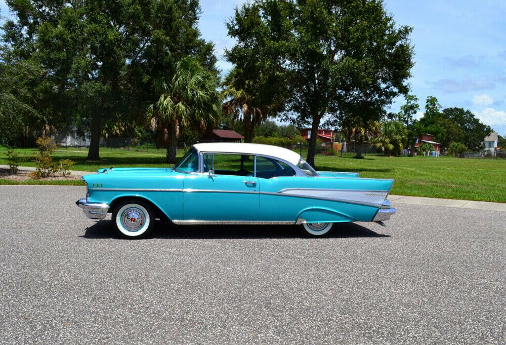 1957 Green Chevrolet Bel Air/150/210