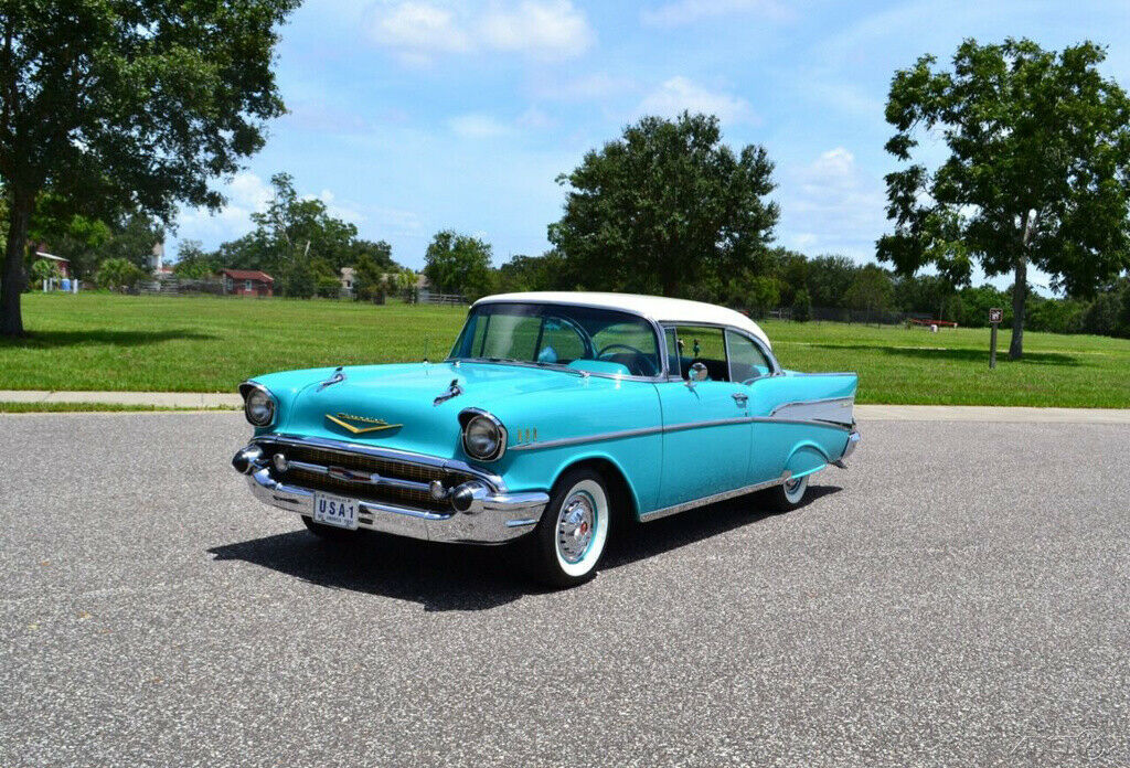 1957 Green Chevrolet Bel Air/150/210