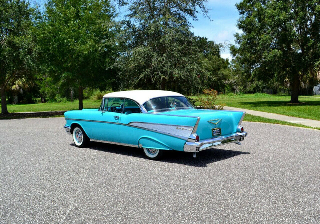 1957 Green Chevrolet Bel Air/150/210