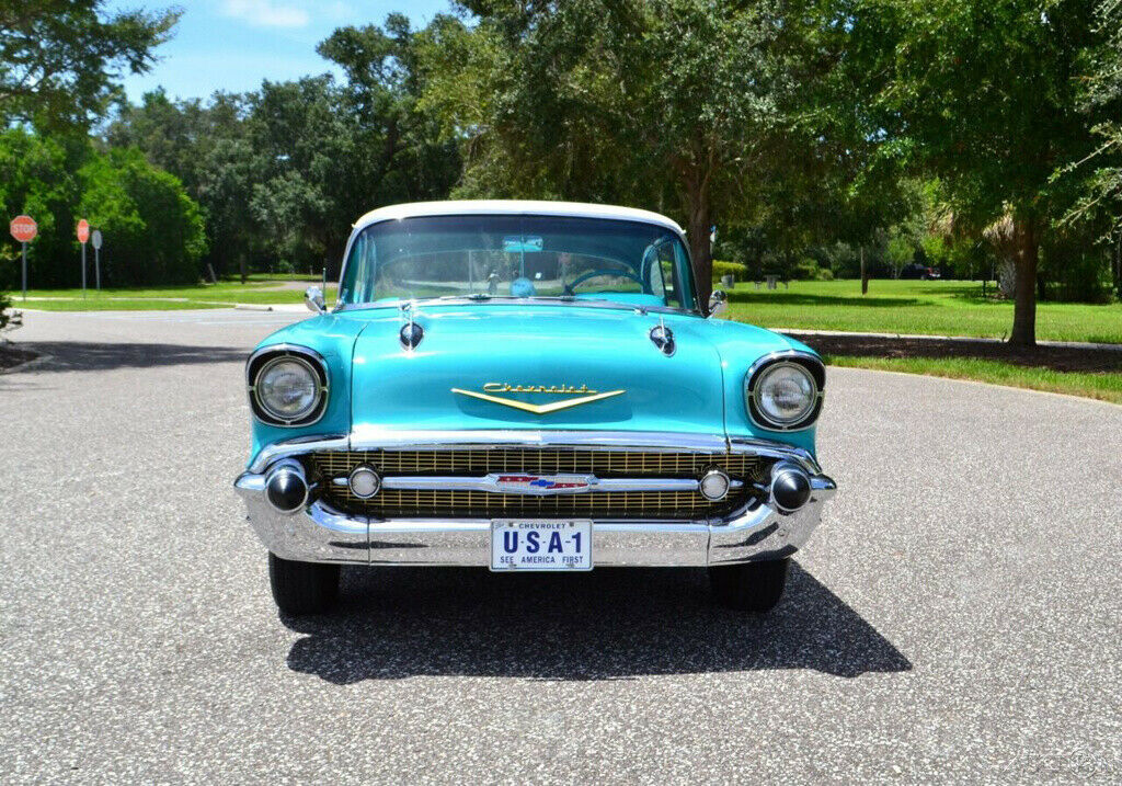1957 Green Chevrolet Bel Air/150/210