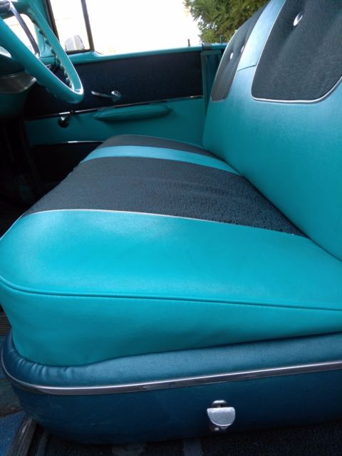 1957 turquoise-blue & white Chevrolet Bel Air/150/210 Hardtop 4dr