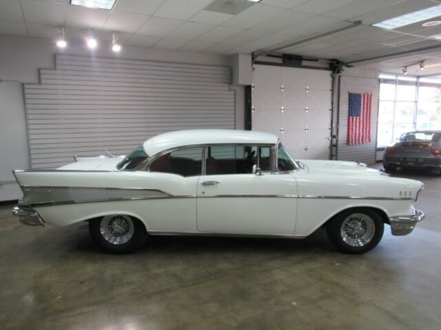 1957 White Chevrolet Bel Air/150/210 --