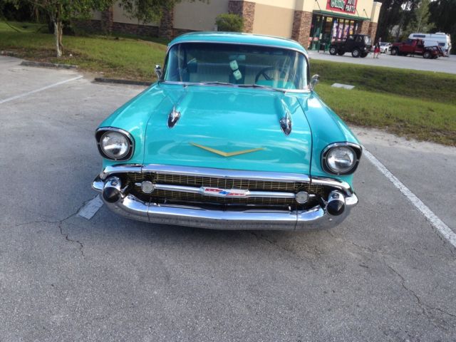 1957 TROPICAL TURQUOISE Chevrolet Bel Air/150/210 Coupe