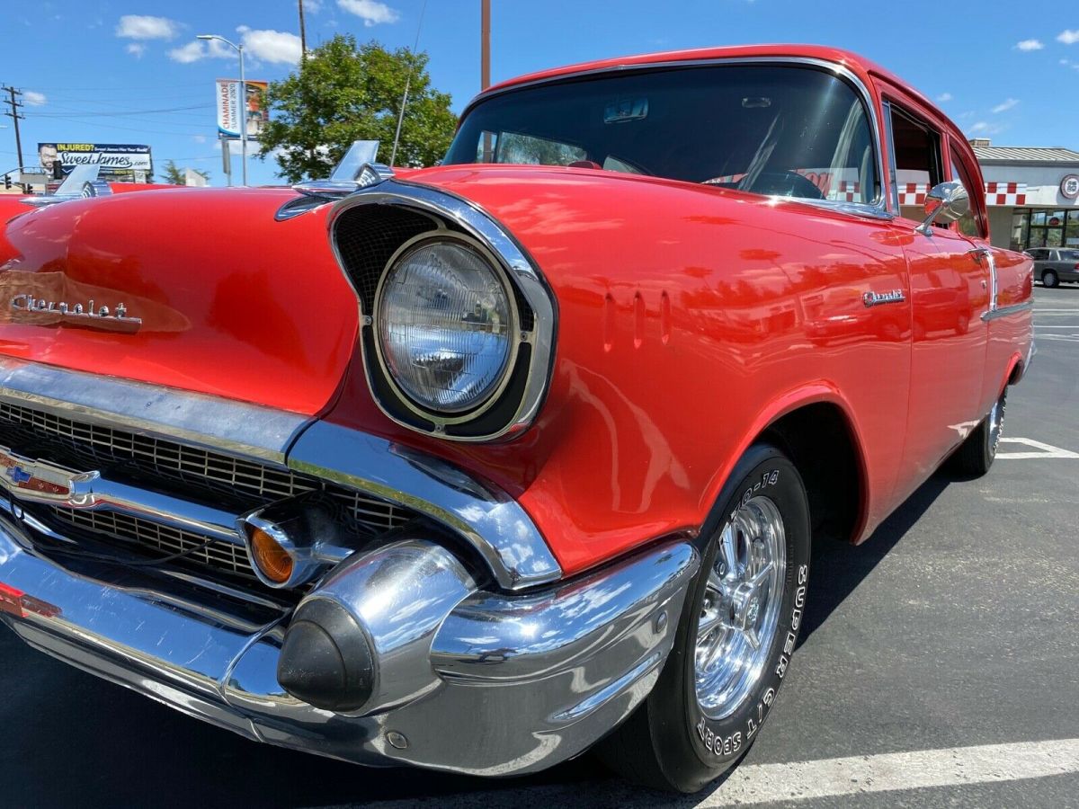 1957 RED Chevrolet Bel Air/150/210 Coupe