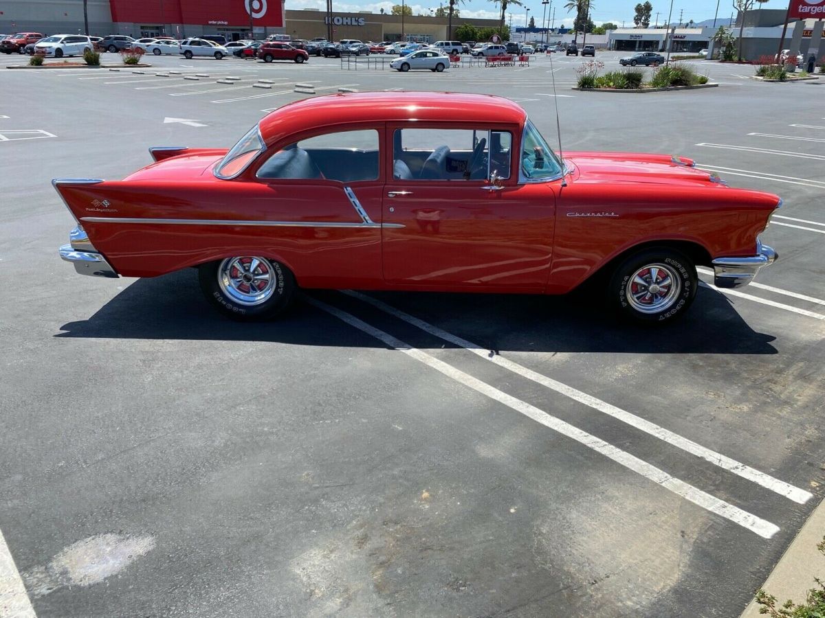 1957 RED Chevrolet Bel Air/150/210 Coupe