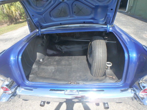 1957 Blue Chevrolet Bel Air/150/210 Hardtop