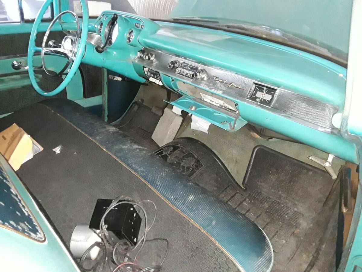 1957 Chevrolet Bel Air/150/210 Sedan