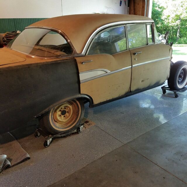 1957 Blue Chevrolet Bel Air/150/210 Sedan