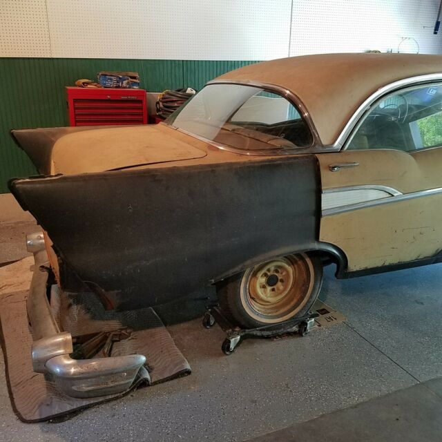 1957 Blue Chevrolet Bel Air/150/210 Sedan