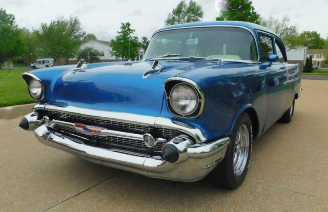1957 Blue Chevrolet Bel Air/150/210 --