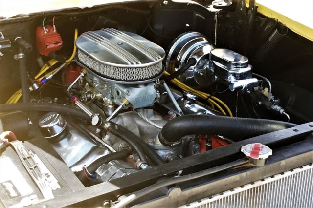 1957 Yellow Chevrolet Bel Air/150/210