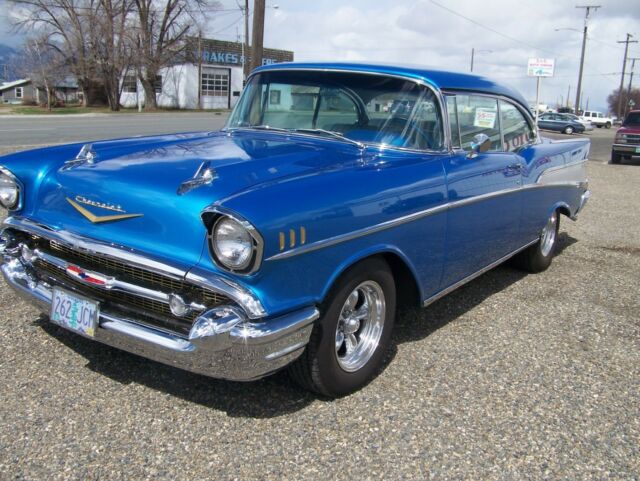1957 Blue Chevrolet Bel Air/150/210