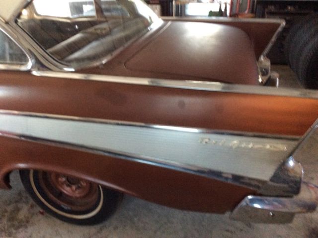 1957 Bronze/white Chevrolet Bel Air/150/210 Sedan