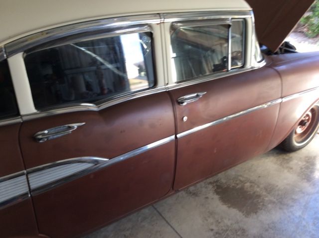 1957 Bronze/white Chevrolet Bel Air/150/210 Sedan