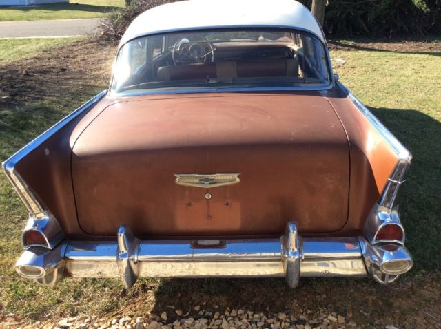 1957 Bronze/white Chevrolet Bel Air/150/210 Sedan