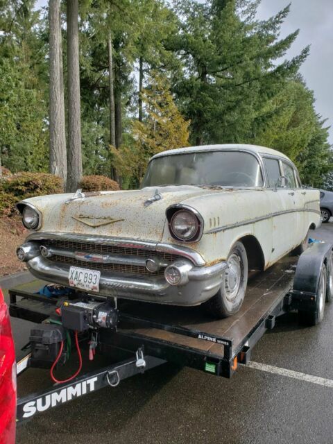 1957 White Chevrolet Bel Air/150/210