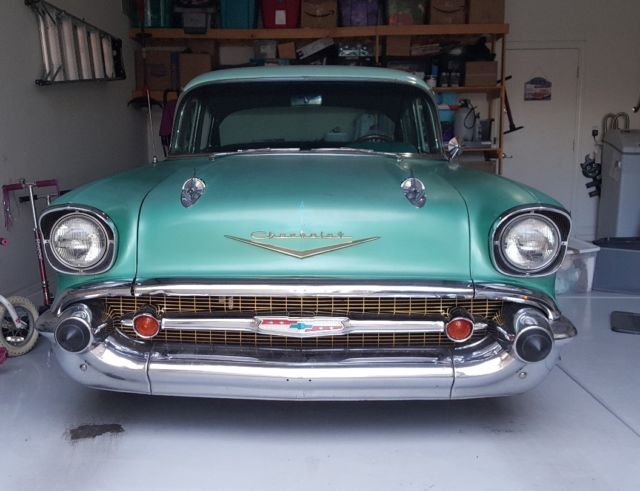 1957 Chevrolet Bel Air/150/210 Sedan