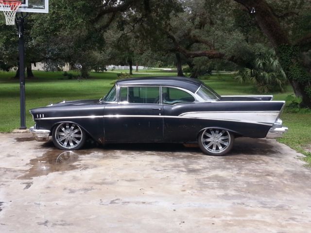 1957 Black Chevrolet Bel Air/150/210 Coupe