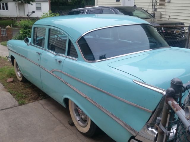 1957 Turquoise Chevrolet Bel Air/150/210 Sedan