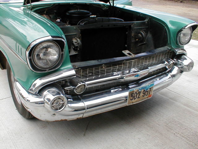 1957 Green Chevrolet Bel Air/150/210 Sedan