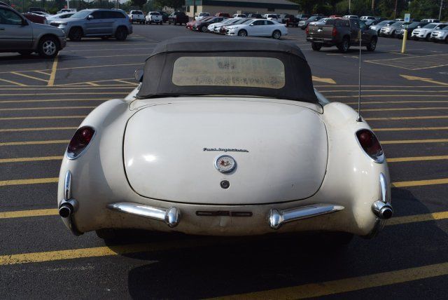 1957 -- Chevrolet Corvette --