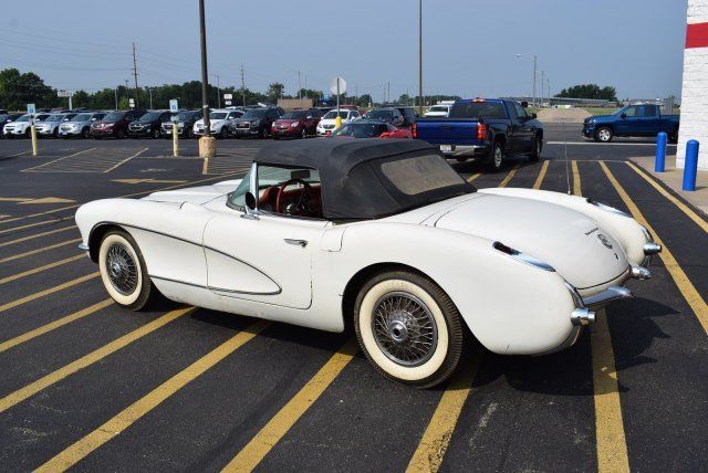 1957 -- Chevrolet Corvette --