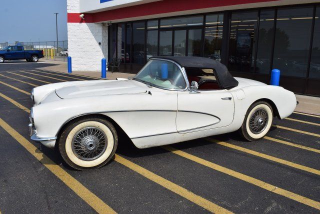 1957 -- Chevrolet Corvette --