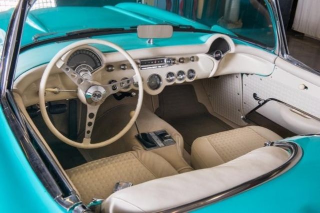 1957 Green Chevrolet Corvette --