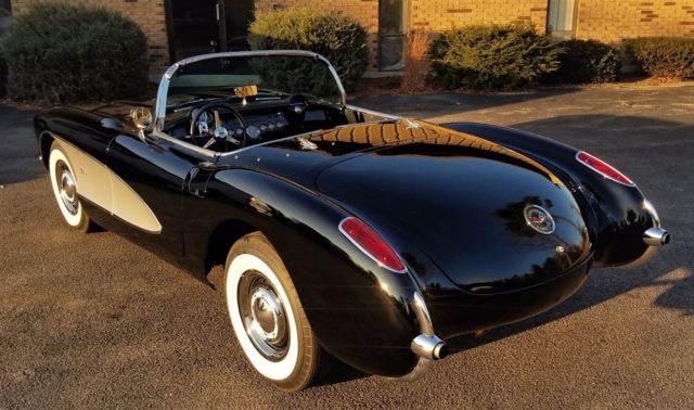 1957 Black w/ silver coves Chevrolet Corvette Convertible