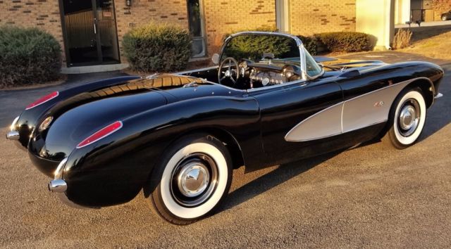 1957 Black w/ silver coves Chevrolet Corvette Convertible