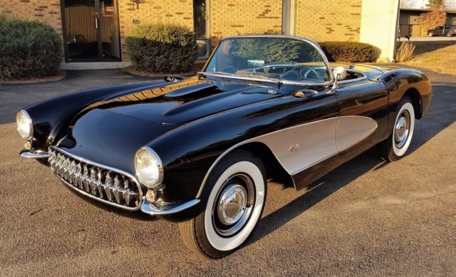 1957 Black w/ silver coves Chevrolet Corvette Convertible