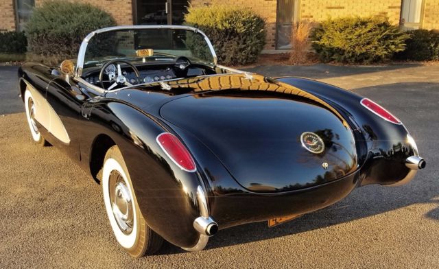1957 Black w/ silver coves Chevrolet Corvette Convertible