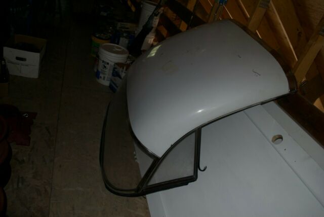 1957 White Chevrolet Corvette Convertible