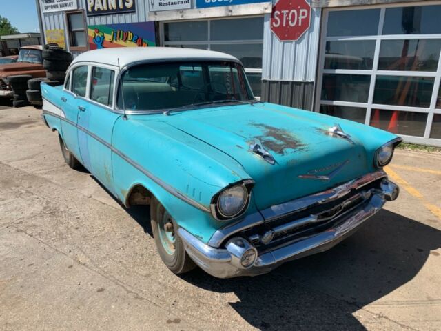 1957 Chevrolet Bel Air/150/210