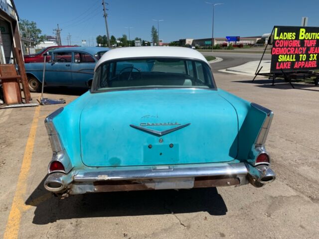 1957 Chevrolet Bel Air/150/210