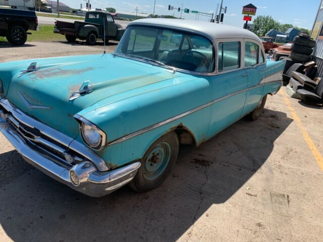 1957 Chevrolet Bel Air/150/210