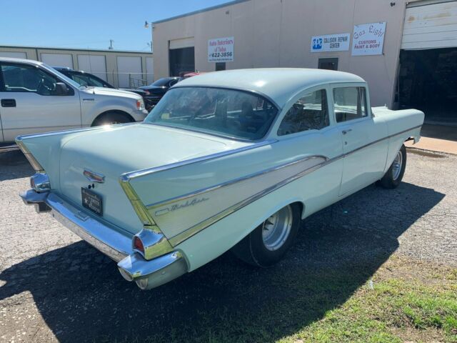 1957 Green Chevrolet Bel Air/150/210