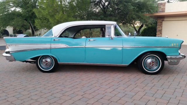 1957 turquoise / white Chevrolet Bel Air/150/210 HARDTOP