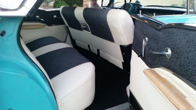 1957 turquoise / white Chevrolet Bel Air/150/210 HARDTOP
